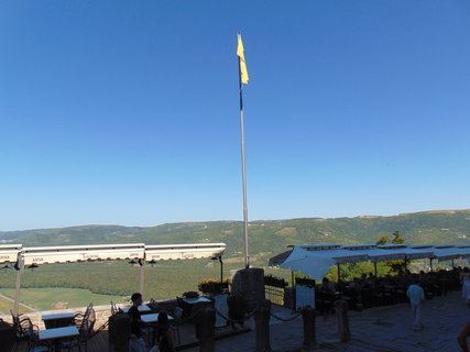 FOTKA - Ohl�dnut� za dovolenou - Motovun