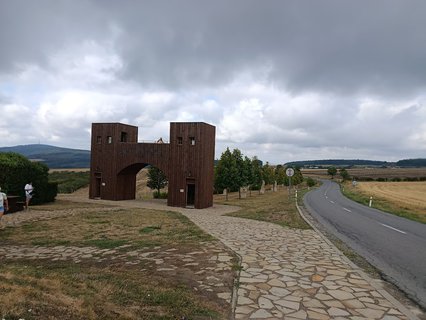 FOTKA - Bukovany a Ostrov�nky na ji�n� Morav�