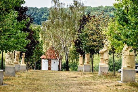 FOTKA - Bukovany a Ostrov�nky na ji�n� Morav�