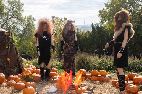 FOTKA - Halloween v botanick� zahrad� v Troji zavede n�v�t�vn�ky do prav�ku