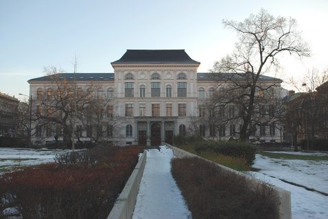 FOTKA - Chcete opravdov adrenalin? Tak zkuste sthovat muzeum!