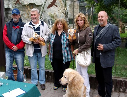 FOTKA - Ktiny skonily rvakou hodnou populrnch zloinc Bonnie a Clyda