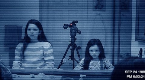 FOTKA - Paranormal Activity 3 - Odhalte tajemstv paranormlnch aktivit