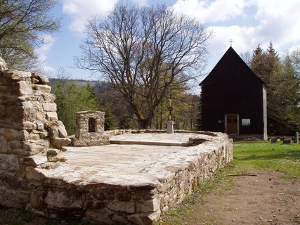 FOTKA - Zaarovan jezero Laka