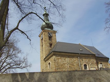 FOTKA - Pendhern kostel v m vesnice, kde bydlm