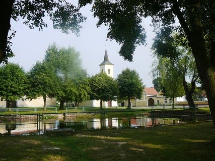 FOTKA - Pozvnka na vlet do obce Komrov