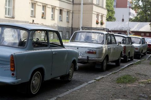 FOTKA - Vyprvj 6. dl - Praha pln trabant