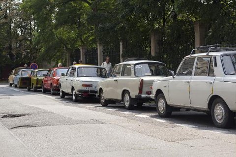 FOTKA - Vyprvj 6. dl - Praha pln trabant