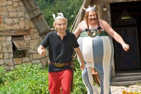 FOTKA - Nov 3D film v naich kinech: Asterix a Obelix ve slubch Jejho Velienstva