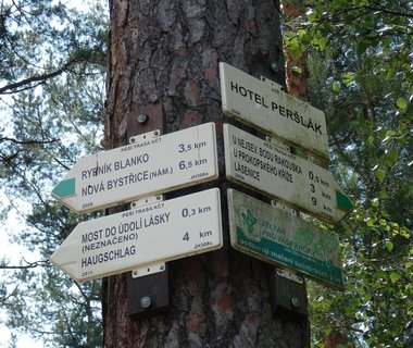 FOTKA - Meridianstein  Polednkov kmen