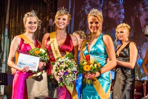 FOTKA - Nad Zem proletl asteroid a v Palci ofn zazila nov Miss sestra 2012