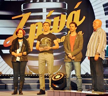 FOTKA - Legendrn pveck sout Zpv cel rodina