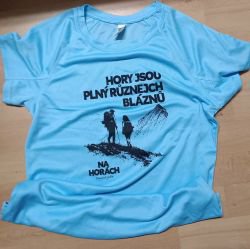 Triko modr k filmu Na horch