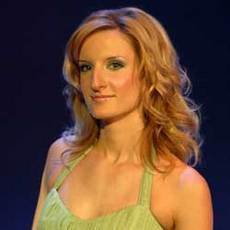 Modertorka esko Slovensk Superstar 2009 - Adela Banov