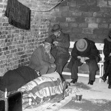 Berlin 1945:  Poznejte �ivot v Berl�n� roku 1945