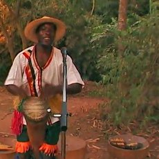 Cestománie - Uganda – Nil jako refrén Cestománie - Uganda – Nil jako refrén
