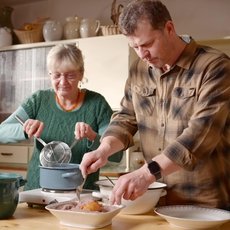 Co na�e babi�ky um�ly a na co my jsme zapomn�li - Holi�i a lazebn�ci