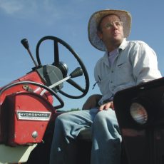 Farmář John Farmář John