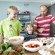 Když vaří táta 30.9. 2012 – Dětská zahradní párty Když vaří táta 30.9. 2012 – Dětská zahradní párty