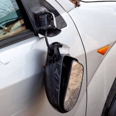 Jak spr�vn� postupovat, pokud najdete sv� auto po�kozen� na parkovi�ti?