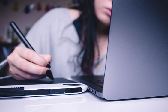 7 způsobů, jak se zbavit kruhů pod očima https://www.benu.cz/dermokosmetika