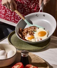 pánve Elmich pánve Elmich