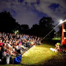 Letn Letn odstartovala velkolepm narozeninovm open air pedstavenm