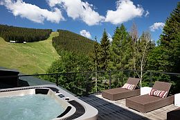 Luxury Mountain Spa Luxury Mountain Spa
