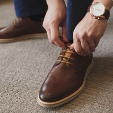 Modern� gentleman � jak p�nsk� spole�ensk� boty definuj� charakter mu�e