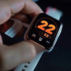 Chytr� hodinky d�msk� na zimu: jak vybrat ide�ln� smartwatch pro aktivn� �eny