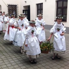Naše tradice - Královničky a otvírání studánek Naše tradice - Královničky a otvírání studánek