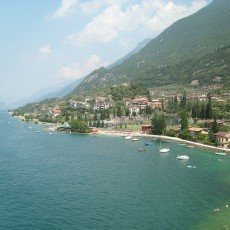 Italské jezero Lago di Garda Italské jezero Lago di Garda