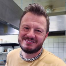 Prostřeno – 12. 5. 2025 - Jan Vlachynský Prostřeno – 12. 5. 2025 - Jan Vlachynský