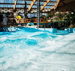vlnobit v Aquapalace Praha