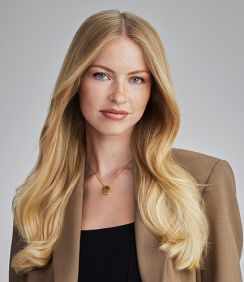  balky vlasov pe Schwarzkopf GLISS Full Hair Wonder