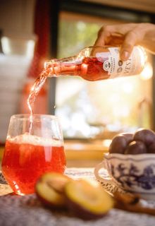 Kar�skova limon�da - �vestka se sko�ic�