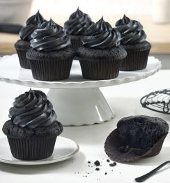 �ern� cupcakes s kakaov�m kr�mem