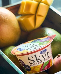 Bohu�ovick� SKYR Mango