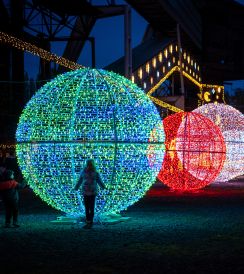  Sv�teln� v�stavy Story of Lights