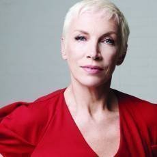 universal-music-annie-lennox