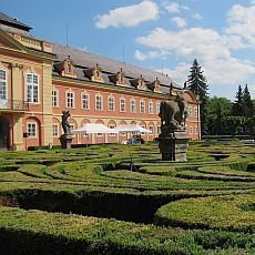 Zámek Dobříš Zámek Dobříš
