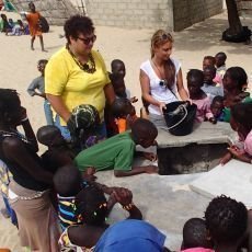 Ženy na cestách 9.2. 2014 – Senegal Ženy na cestách 9.2. 2014 – Senegal