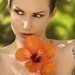 Beauty trendy na lto 2015? Vystnovan rty nebo fialov asy