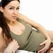 Křeče, pálení žáhy a nevolnosti: jak na těhotenské neduhy?